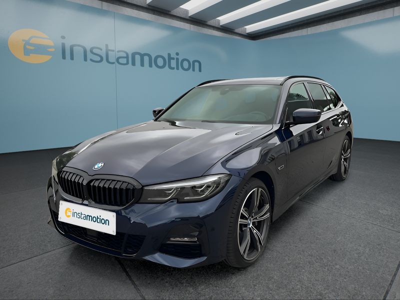 BMW 330e xDrive Touring