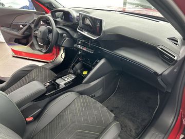 Car image 14