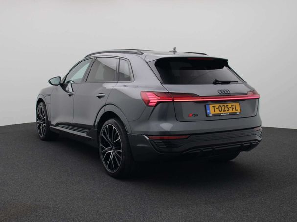 Audi Q8 55 quattro e-tron S-line 300 kW image number 4