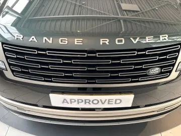 Car image 25
