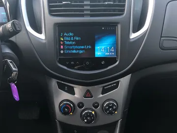 Car image 21