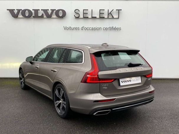 Volvo V60 D4 Geartronic Inscription 142 kW image number 4