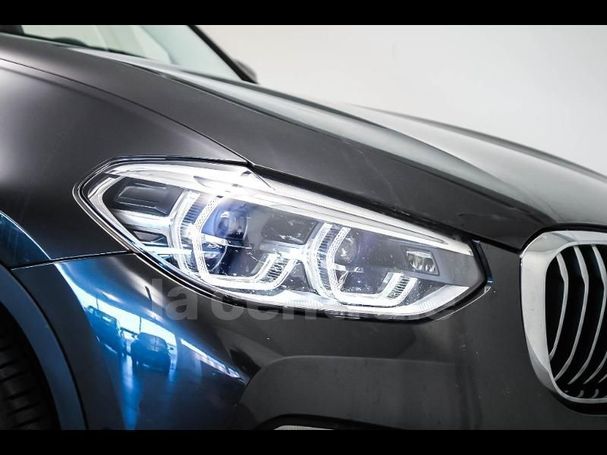 BMW X3 xDrive20d xLine 140 kW image number 8