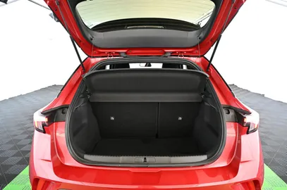 Car image 34