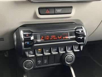 Car image 30