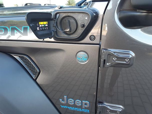 Jeep Wrangler PHEV 280 kW image number 12