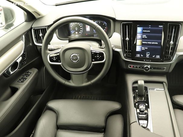 Volvo V90 B4 Momentum 145 kW image number 9