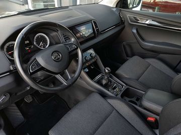 Car image 12