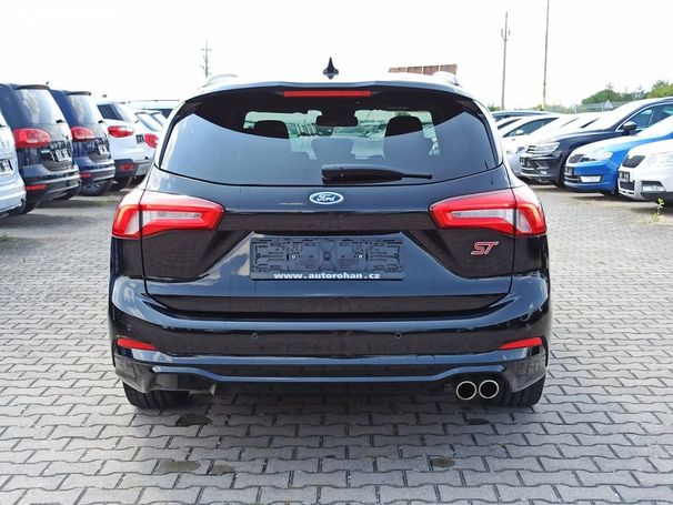 Ford Focus ST 2.0 140 kW image number 5