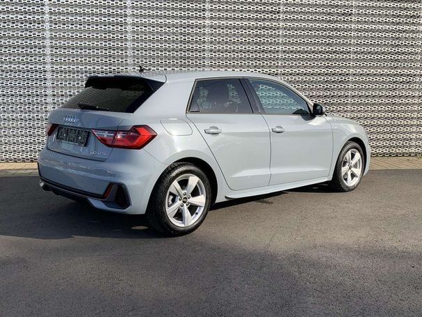 Audi A1 30 TFSI S-line Sportback 81 kW image number 2