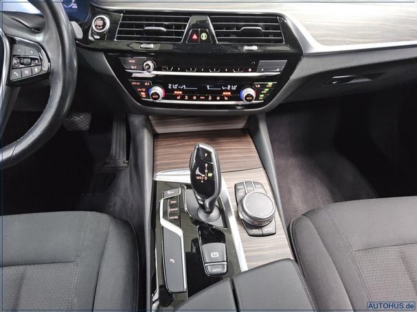 BMW 520d Touring 140 kW image number 6