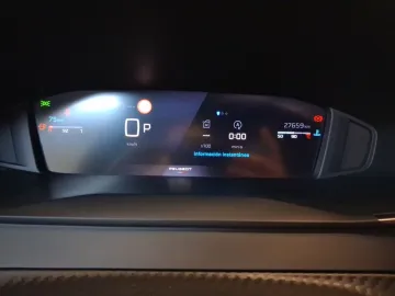 Car image 24