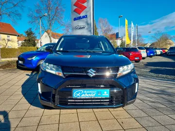 Car image 3