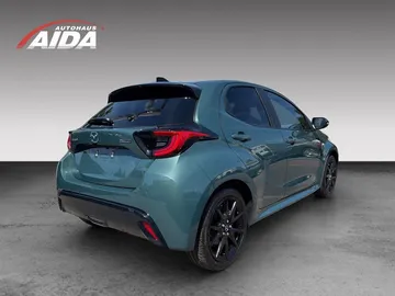 Car image 4
