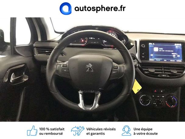 Peugeot 208 PureTech 82 Signature 61 kW image number 19