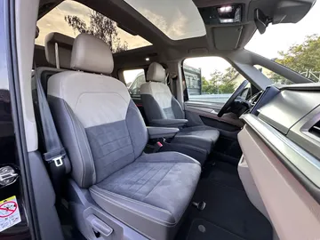 Car image 41
