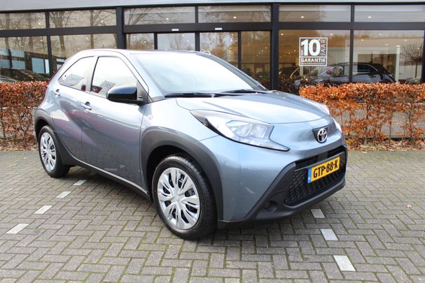 Toyota Aygo X 1.0 VVT-i 53 kW image number 19