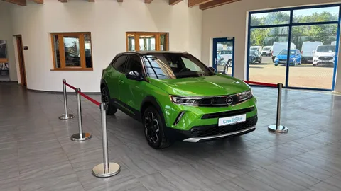 Car image 2