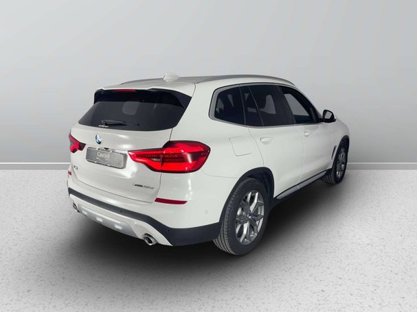 BMW X3 xDrive20d xLine 140 kW image number 3