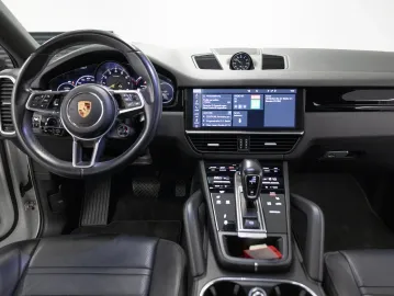 Car image 50