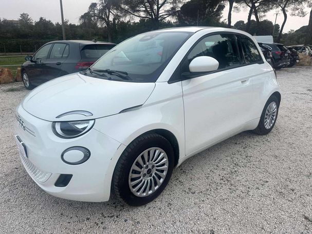 Fiat 500 e Action 70 kW image number 1