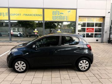 Car image 4