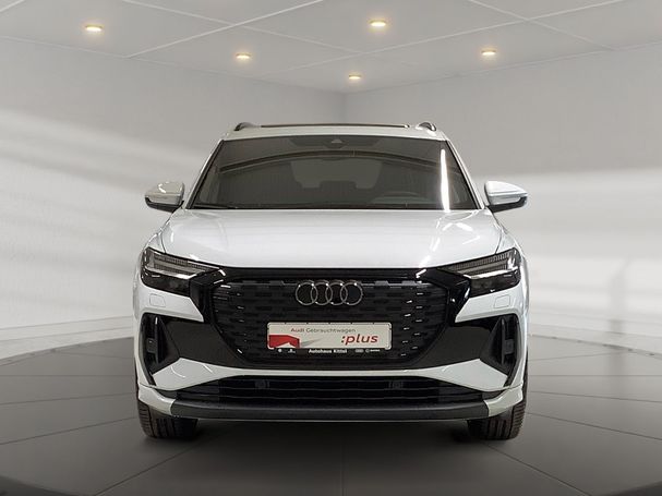 Audi Q4 50 quattro e-tron 220 kW image number 2