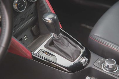 Car image 33