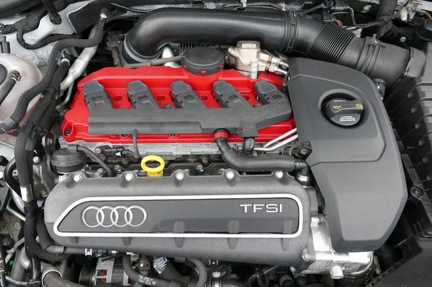 Audi RS3 2.5 TFSI quattro S tronic Sportback 270 kW image number 22