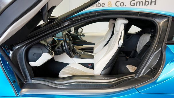 BMW i8 xDrive 266 kW image number 12