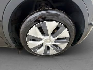 Car image 33