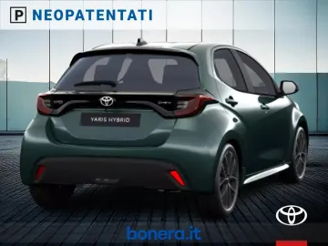 Car image 3