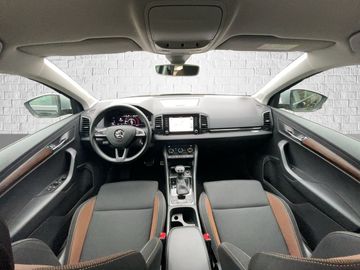 Car image 13