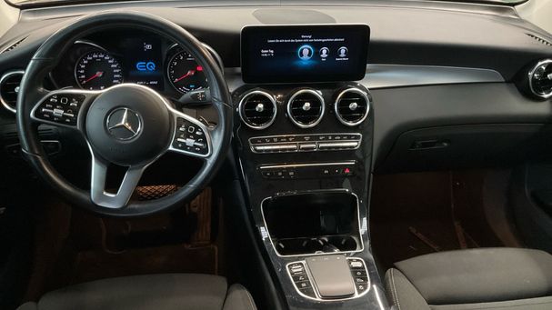 Mercedes-Benz GLC 300 e 235 kW image number 6