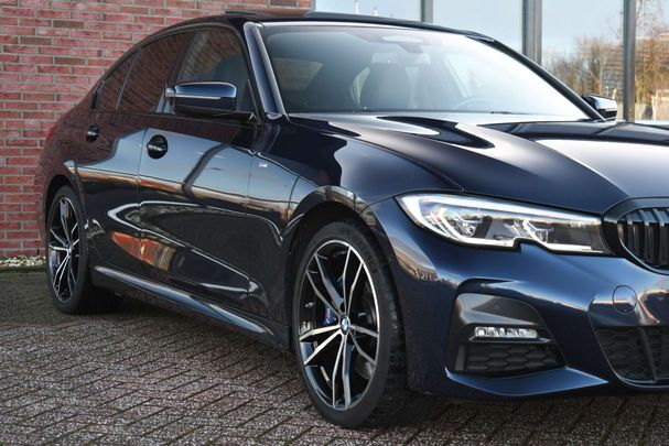 BMW 330 e M Sport 215 kW image number 33