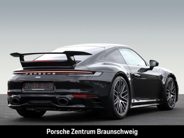 Porsche 992 Carrera 4S 331 kW image number 3