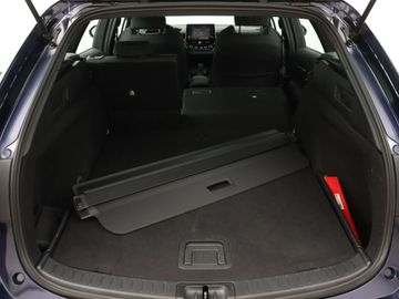 Car image 36