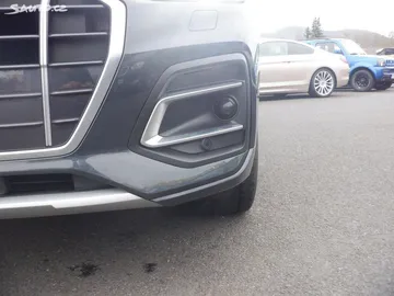 Car image 49
