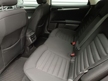 Car image 31