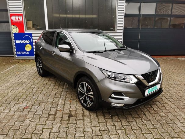 Nissan Qashqai 1.6 dCi N-Connecta 96 kW image number 2