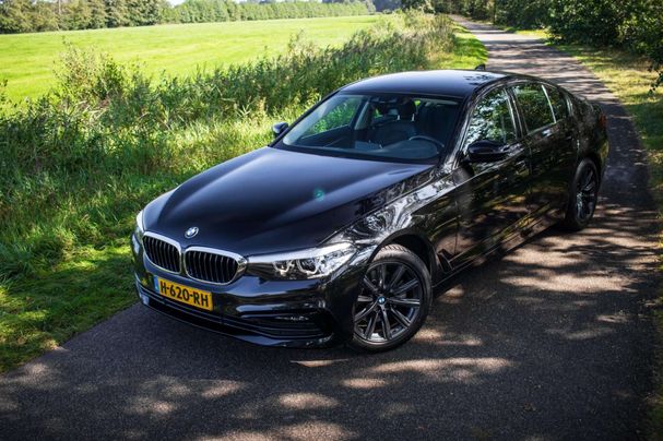 BMW 520i 135 kW image number 18