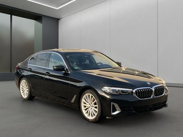 BMW 530d Luxury Line xDrive 210 kW image number 11