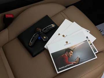 Car image 44