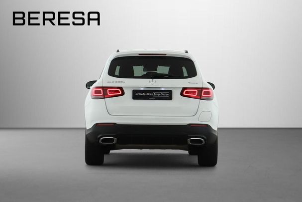 Mercedes-Benz GLC 300 e 235 kW image number 3