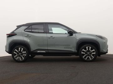 Car image 14