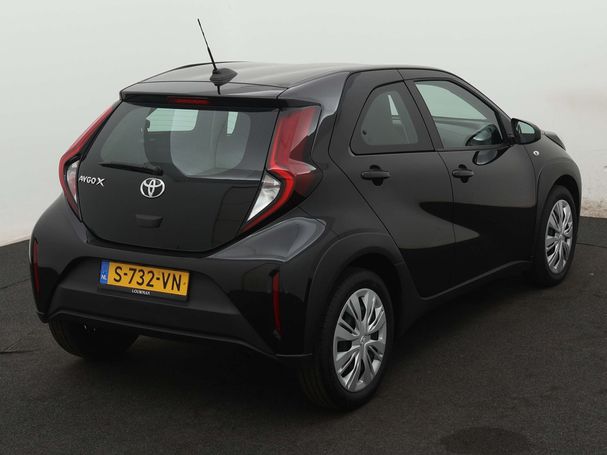 Toyota Aygo X 1.0 VVT-i 53 kW image number 17