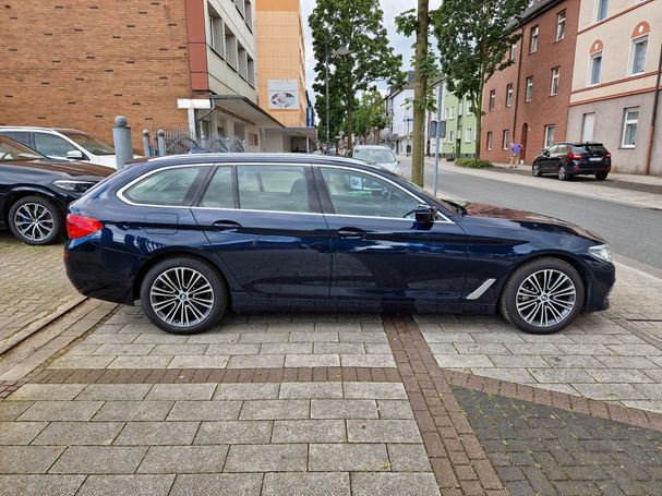 BMW 530d Touring 195 kW image number 4