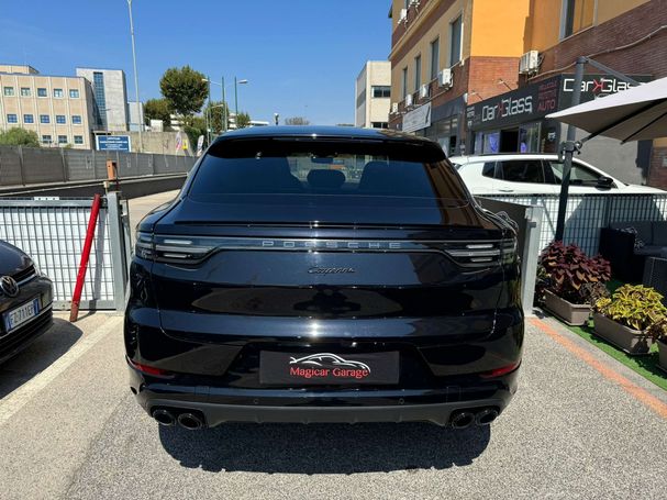 Porsche Cayenne Coupé E-Hybrid Tiptronic 340 kW image number 4