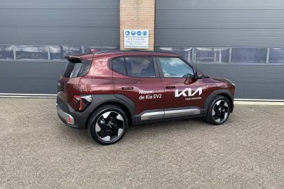 Car image 29