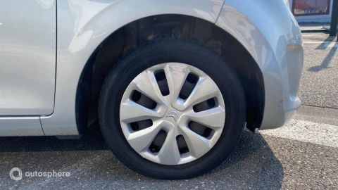 Car image 20